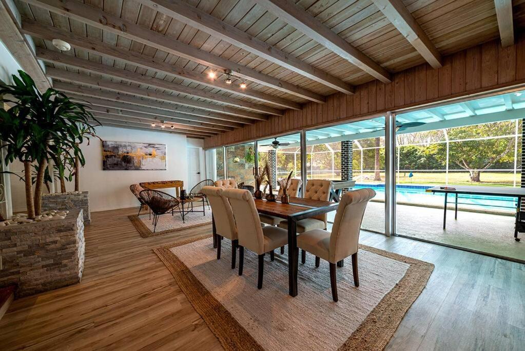 Luxury Village W/pool+grill+minigolf Miami