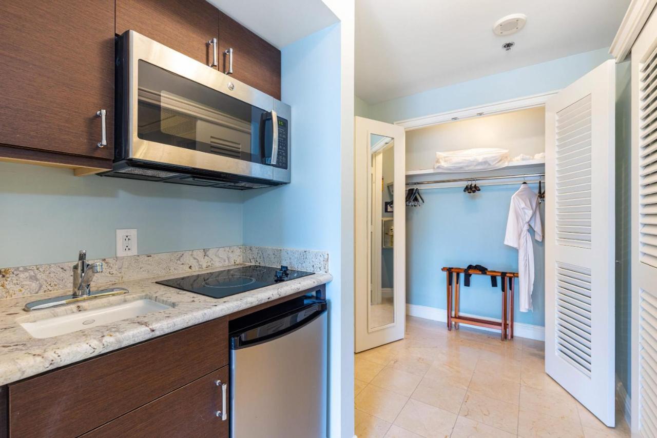 Lovely Deluxe Unit Located At Ritz Carlton - Key Biscayne! Holiday home