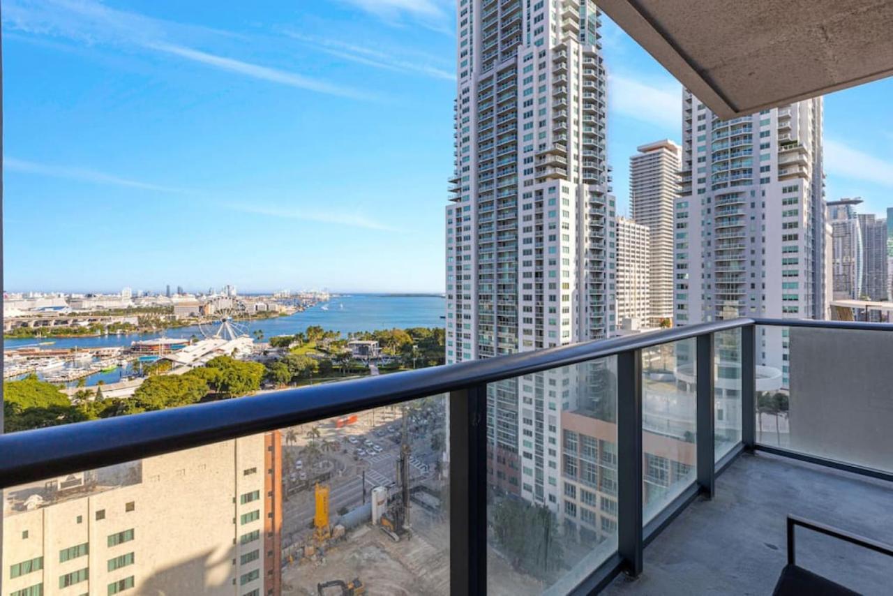 Corner W/ Unrivaled Views *