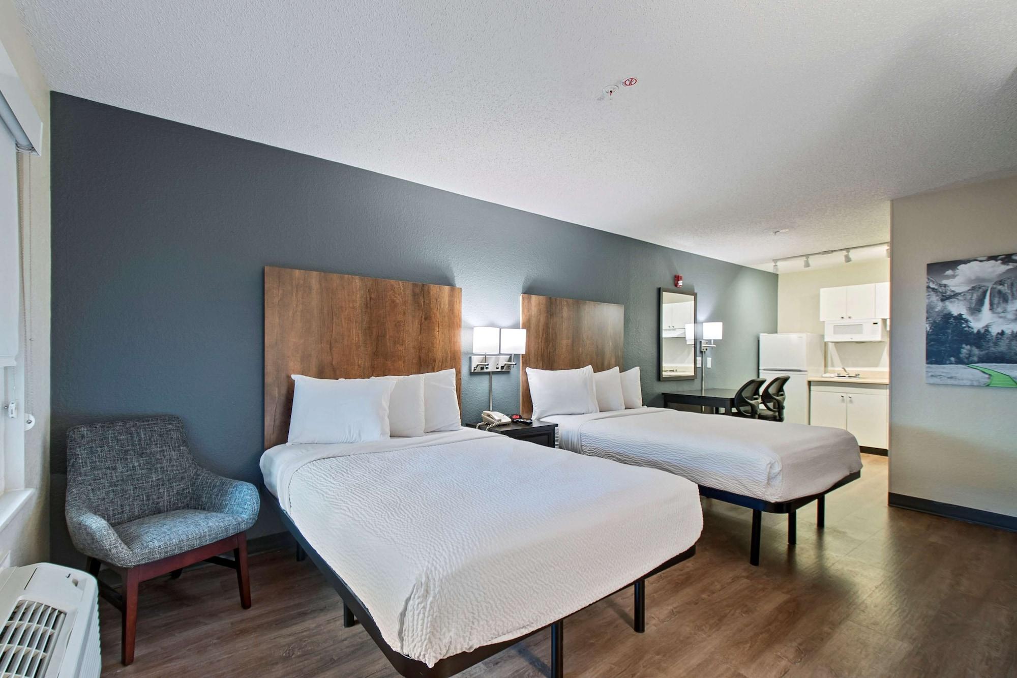 Extended America - - Airport - Blue Lagoon Hotel