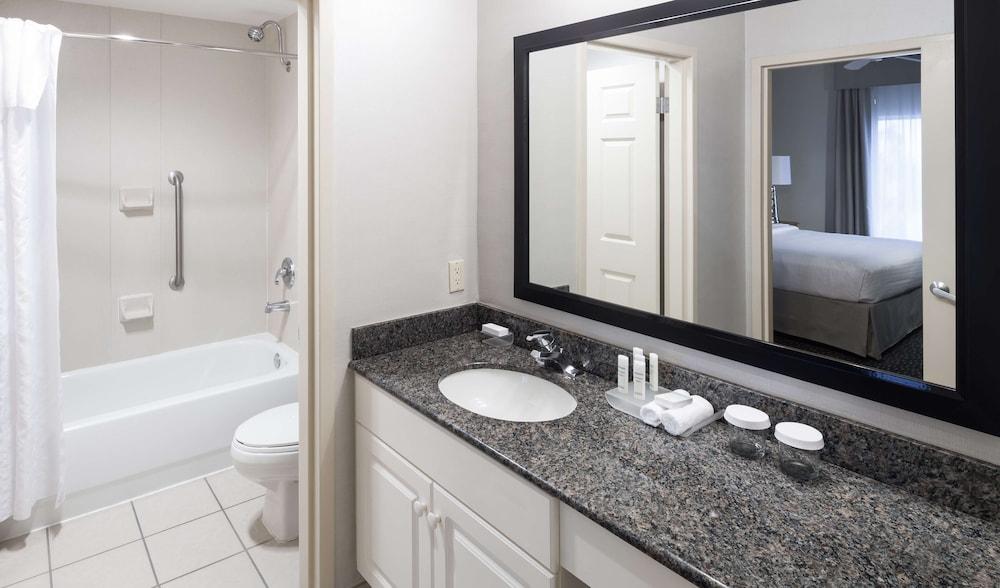 Homewood Airport/blue Lagoon 3* Miami