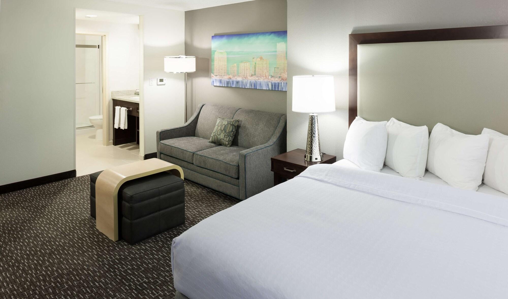 Homewood Airport/blue Lagoon 3*