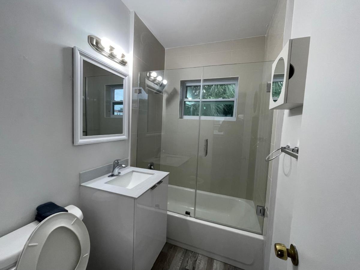Apartment Douglas Rd Miami