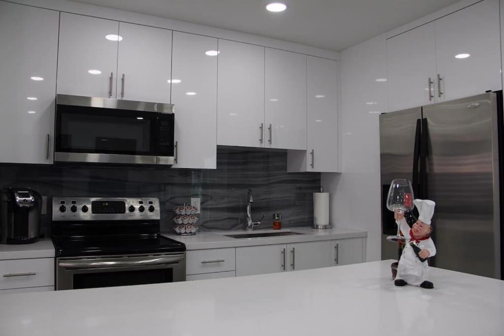 Holiday home Luxury In Miami's Center!