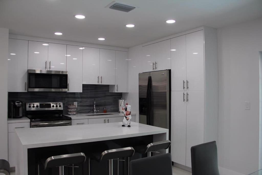 Luxury In Miami's Center! *