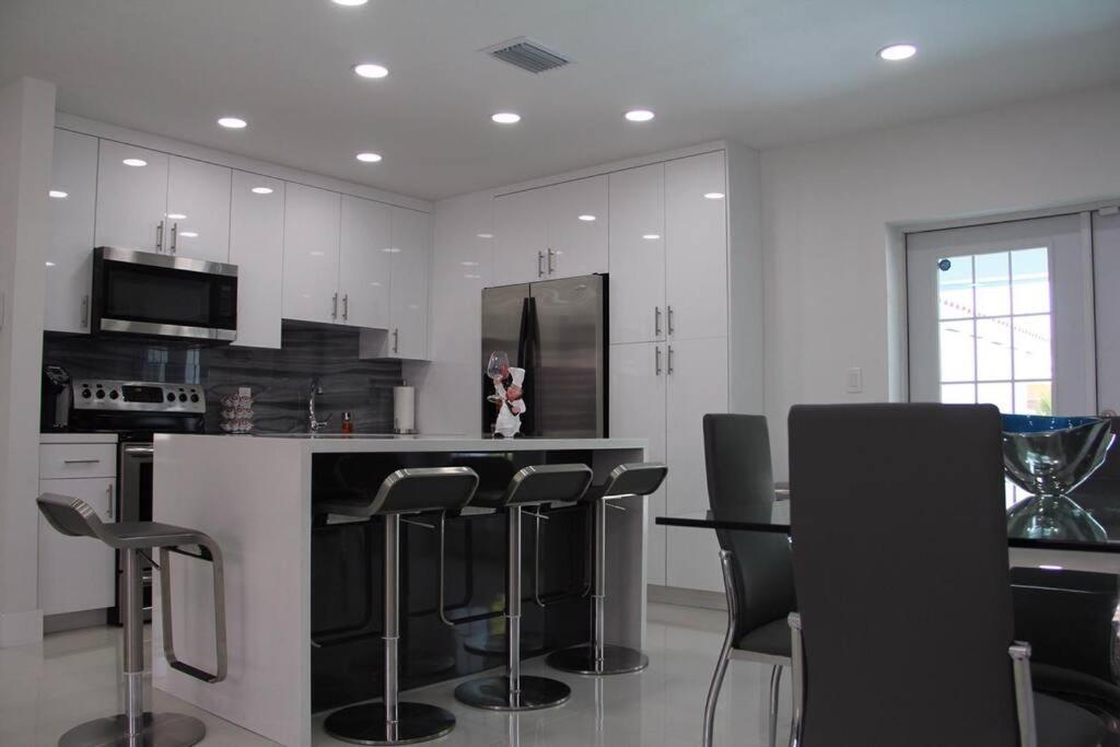 Luxury In Miami's Center! * Miami
