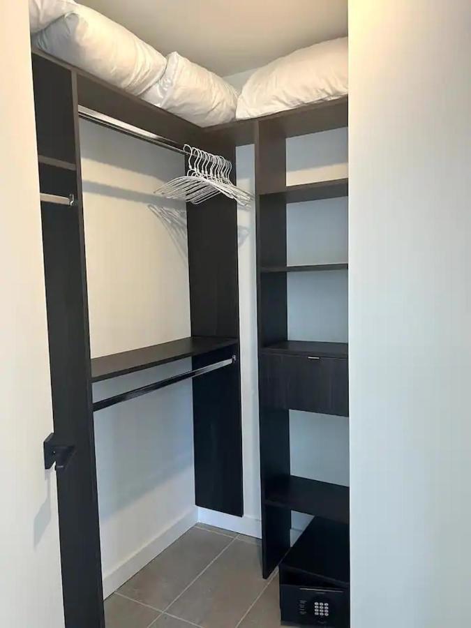 22nd Floor 1br Yotelpad Downtown Pool And Gym Apartment Miami