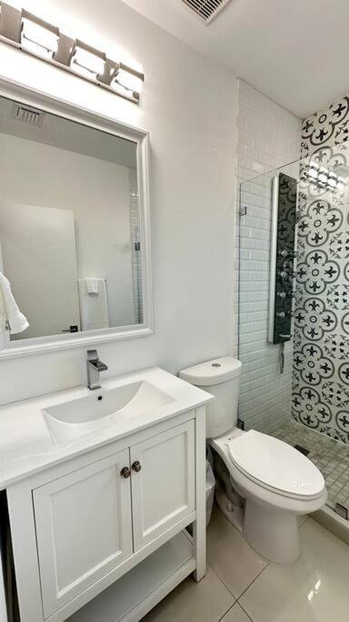 Stanza Hearth Of Design District And Wynwood, Parking, Laundry, Workstation, Fully Equipped Apts, 24/7 Guest Support #6 Apartment *