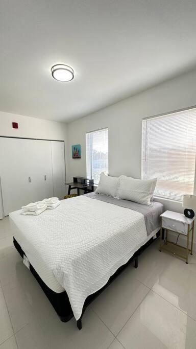 Apartment Stanza Hearth Of Design District And Wynwood, Parking, Laundry, Workstation, Fully Equipped Apts, 24/7 Guest Support #6