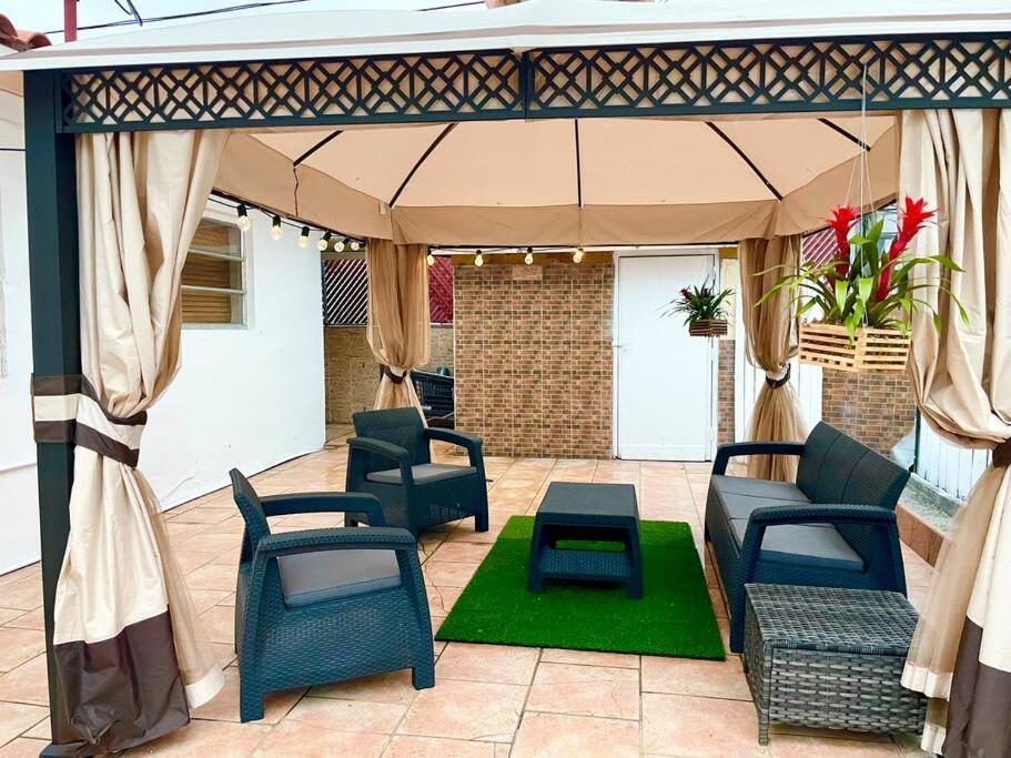 Super Close Beach, Airport, Port, Downtown, Wynwood Ferienhaus