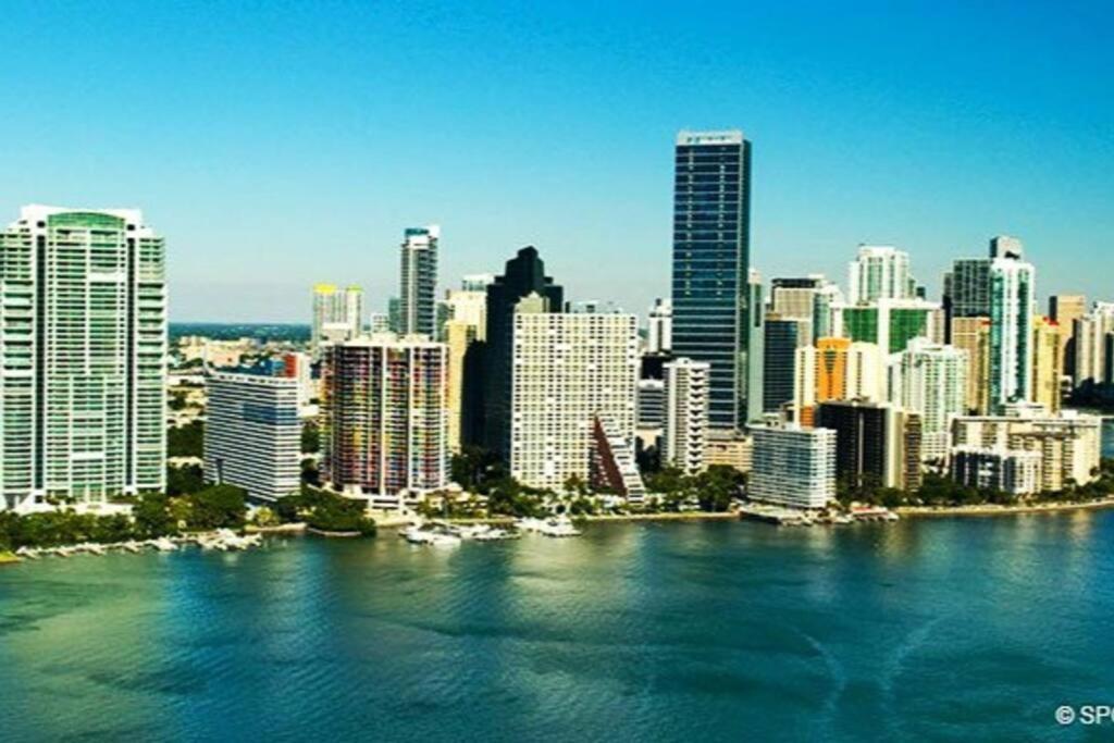 Super Close Beach, Airport, Port, Downtown, Wynwood Ferienhaus *