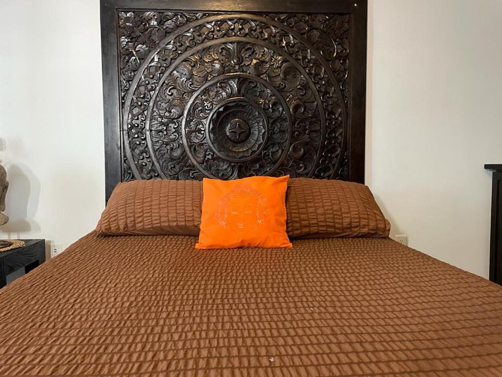 Vive Zen Queen Apartment *