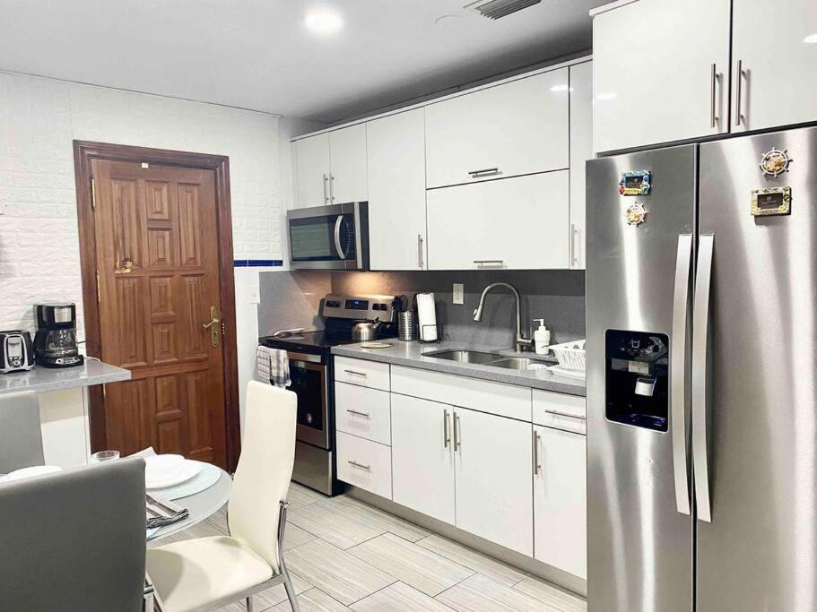 Great Location Downtown/airport/south Vakantiehuis Miami
