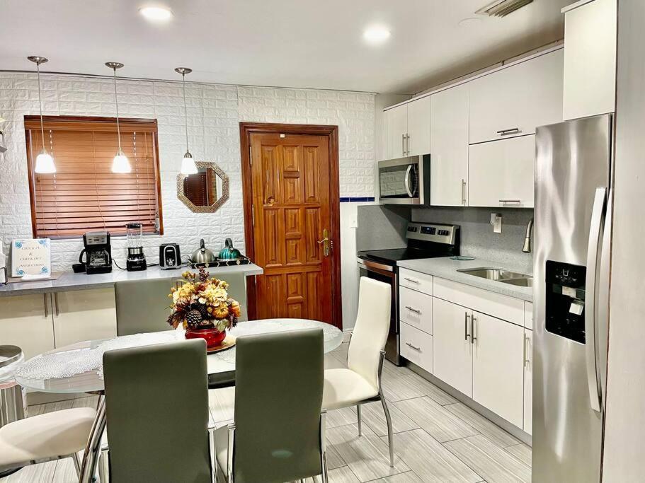 Vakantiehuis Great Location Downtown/airport/south Miami