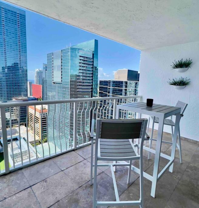 Brickell Center W/city & Bay View + Free Parking! * Miami