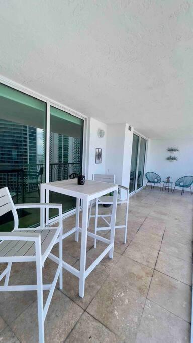 Brickell Center W/city & Bay View + Free Parking! Miami
