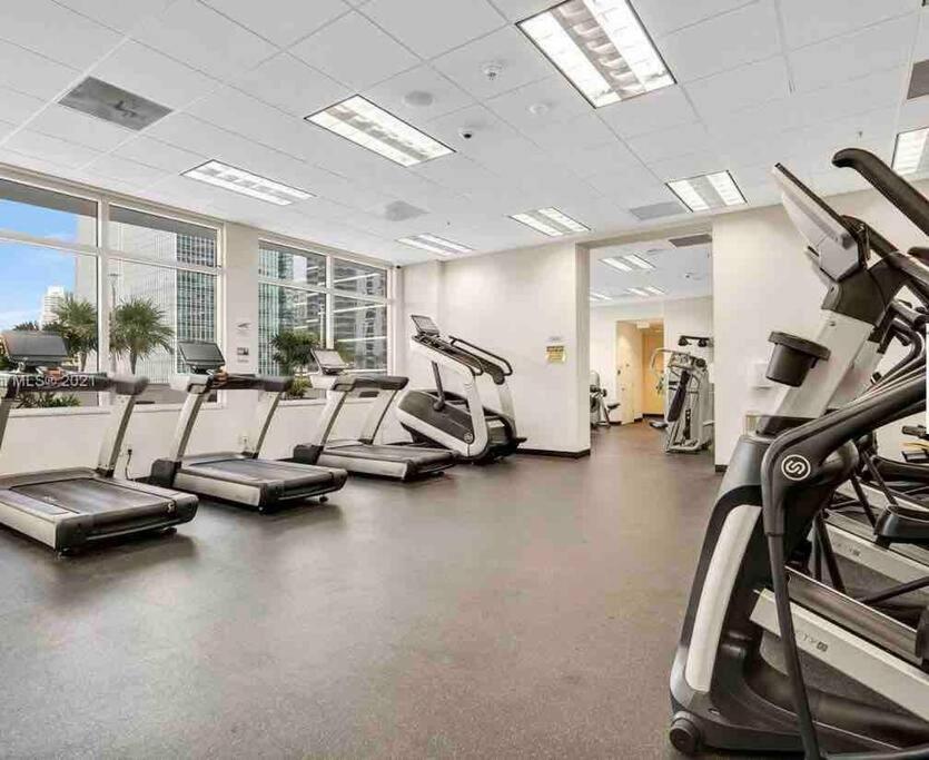 Brickell Center W/city & Bay View + Free Parking! * Miami
