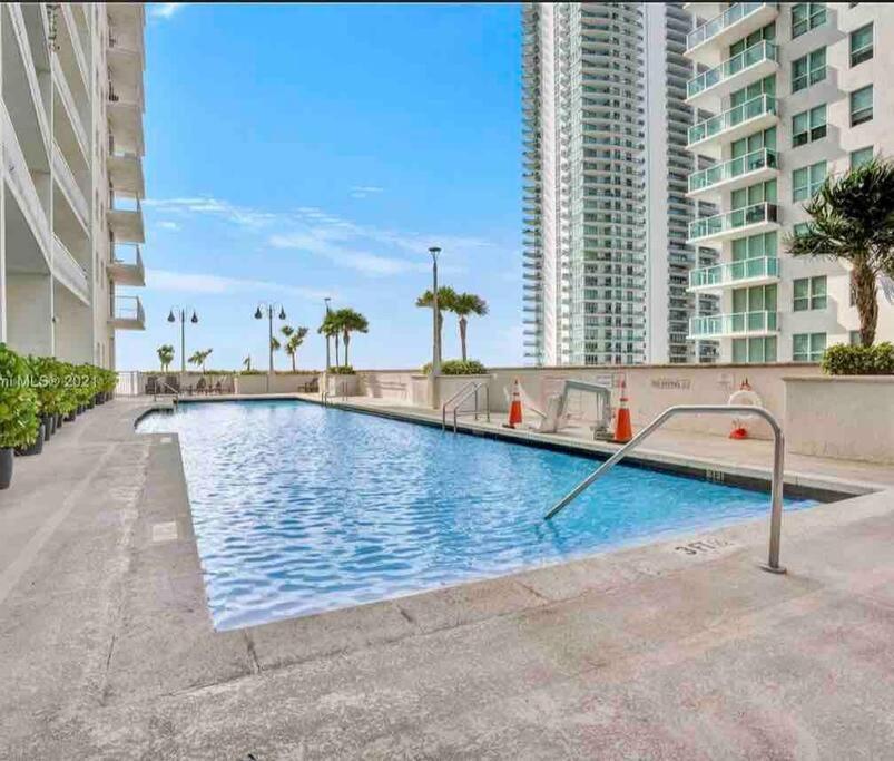 Appartement Brickell Center W/city & Bay View + Free Parking!