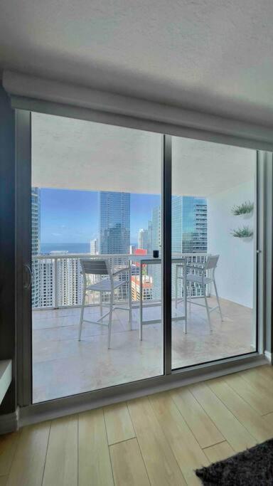 Brickell Center W/city & Bay View + Free Parking! *