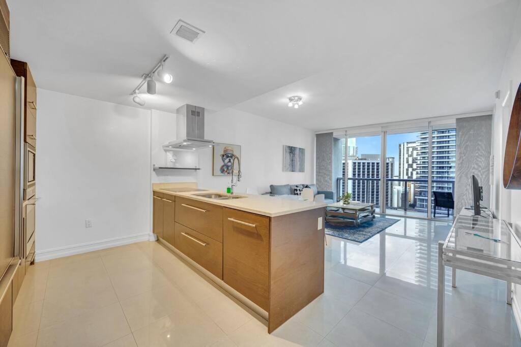 Gorgeous Bay & View In Brickell With Free Miami