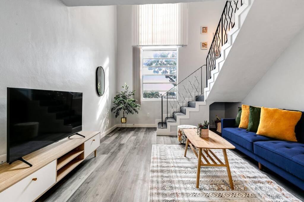 Apartment Airport Loft 1b Full Kitchen Virg 10 Miami
