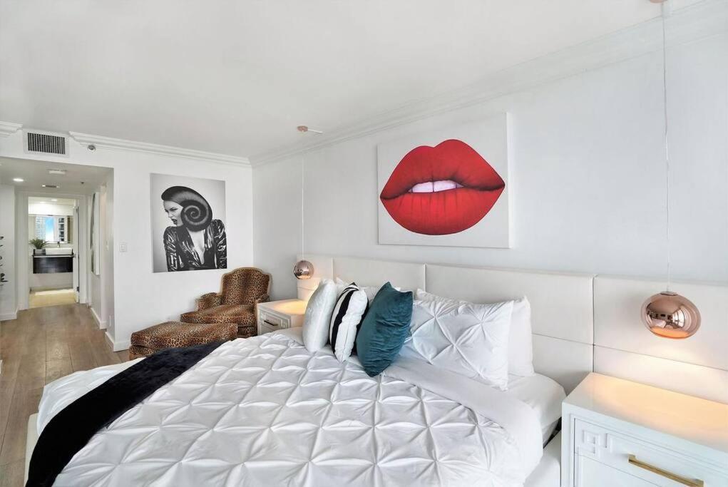 Apartment Magic City! Water And Park Views! *