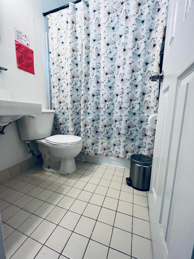 5 Minutes To Downtown Apt201 *