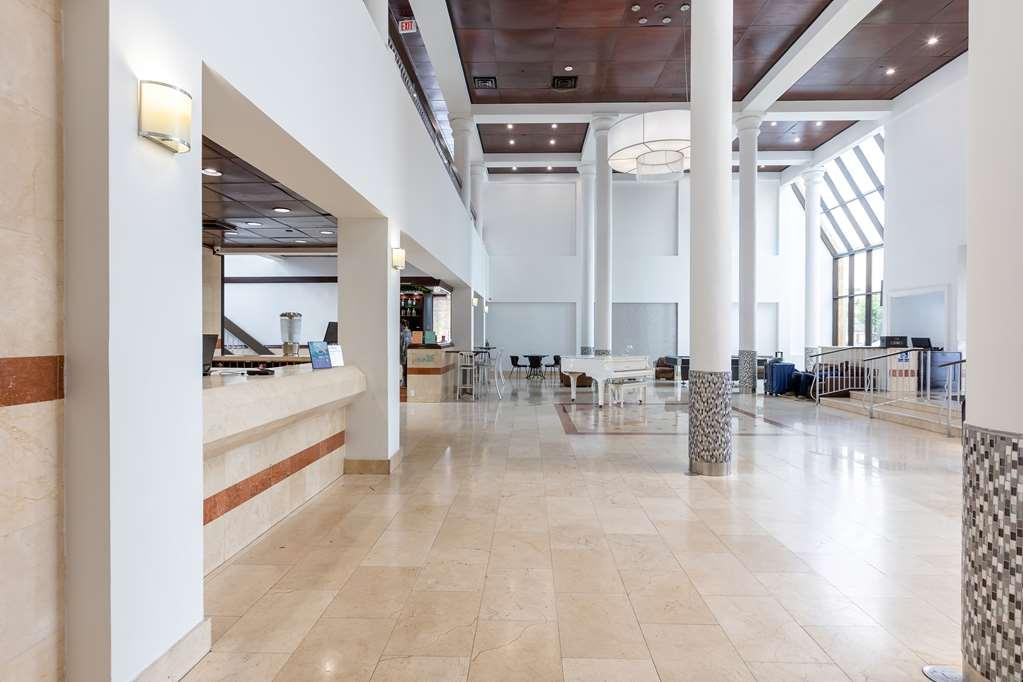 Regency Airport Hotel 3*
