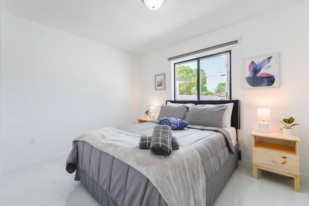 Stunning 3-bedroom Duplex With Free Parking * Miami