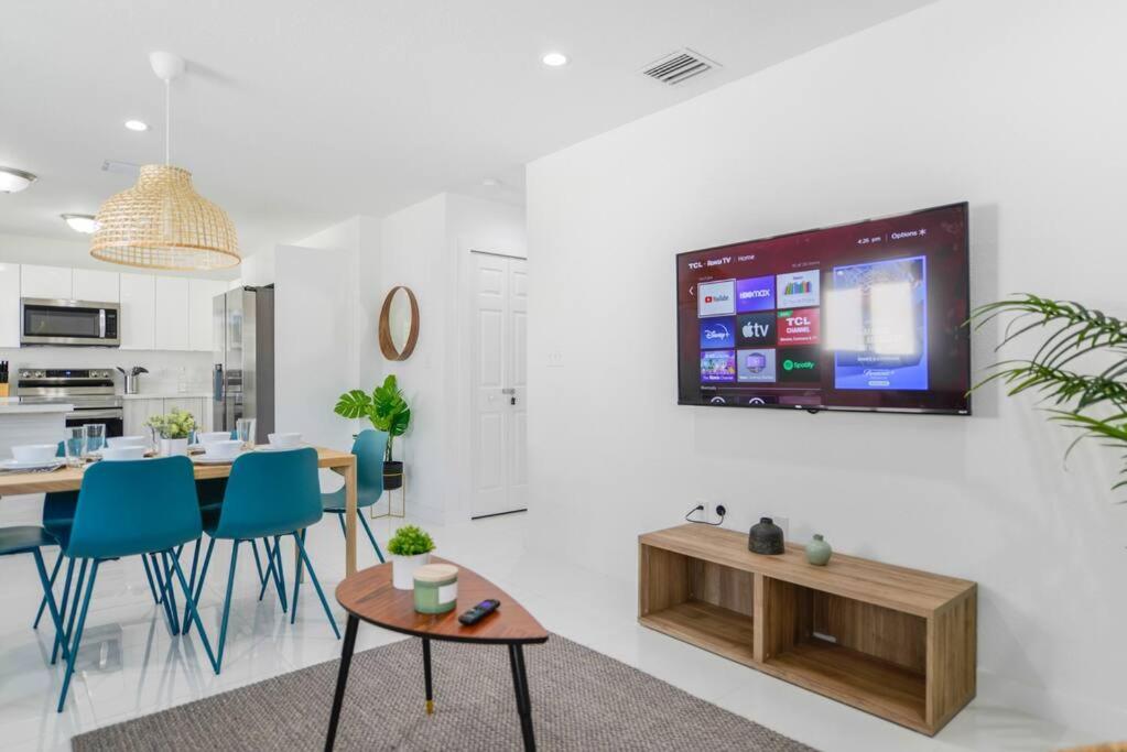 Ferienhaus Quaint 3-bedrooms Duplex For Your Perfect Miami