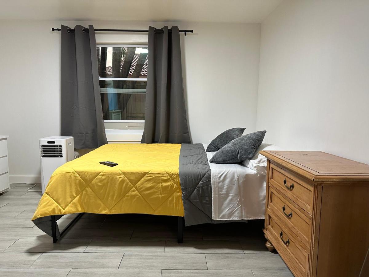 Serene Full Bed Near Dolphin Mall/fiu Miami