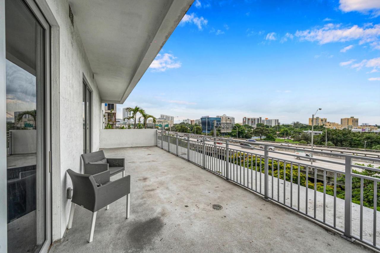 Appartement Modern Unit In Downtown With Free Parking Miami