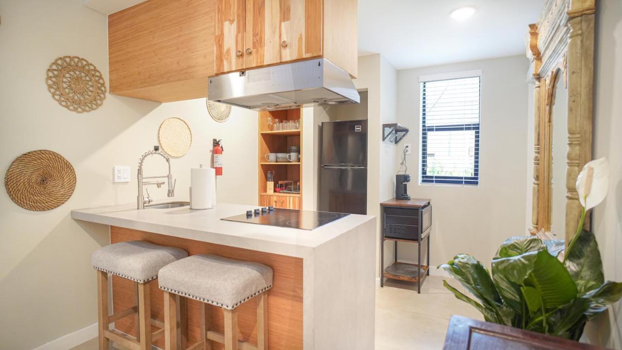 Charming Apartment: Comfort Awaits Miami