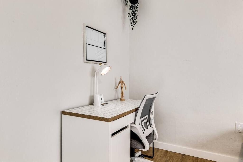 Apartment Spacious 2 Bedroom Near Airport Virg 5