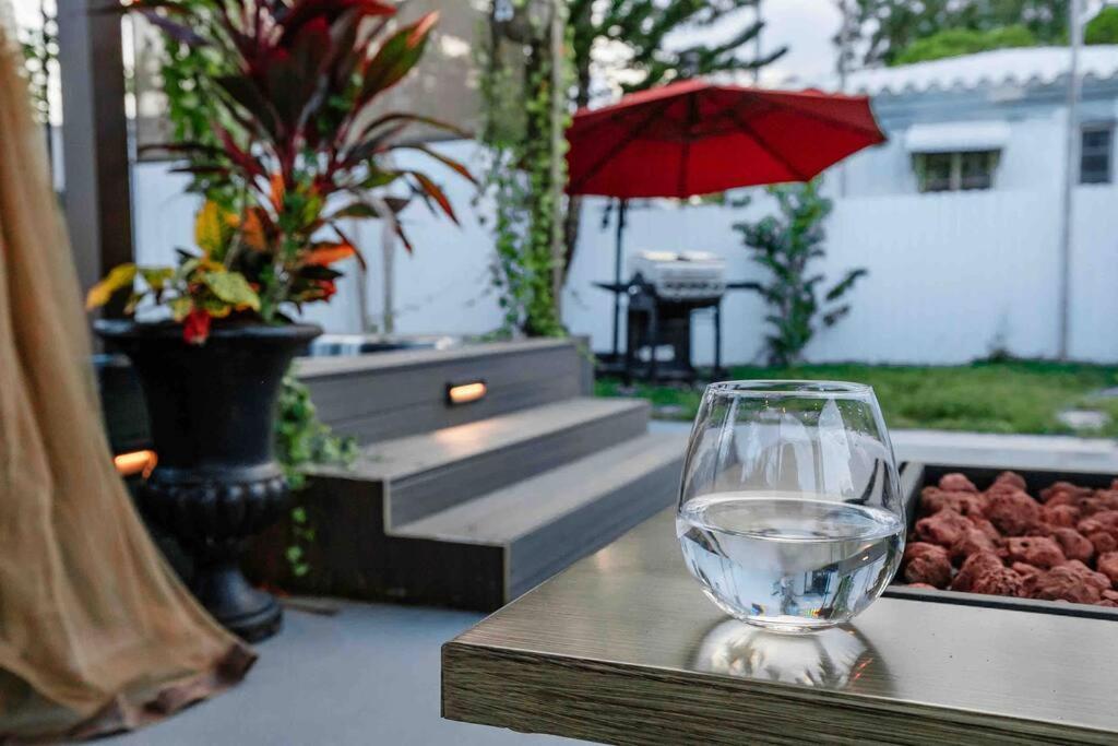Villa Exquisite Luxe 3 Bed With Hot Tub! Miami