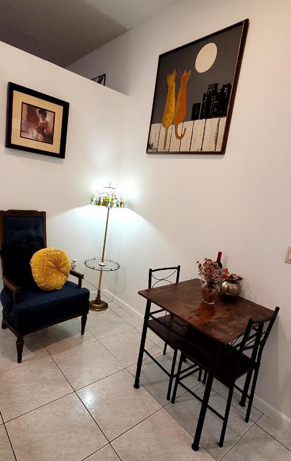 Palmeras South Apartment