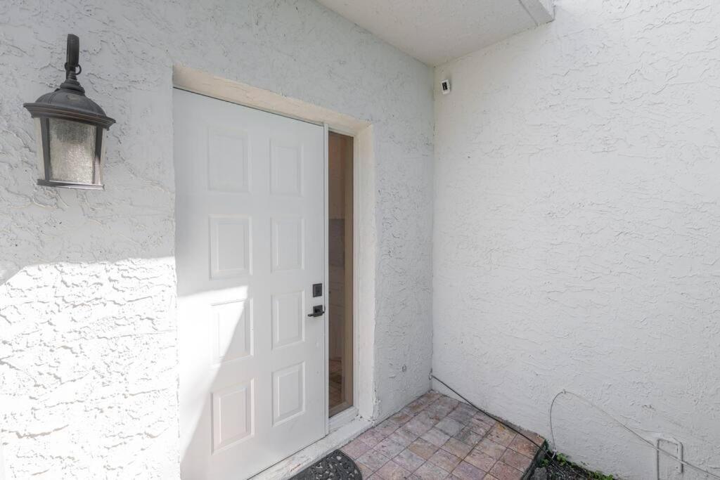 At St Unit A Luxury Pool Villa, Pet Friendly Villa