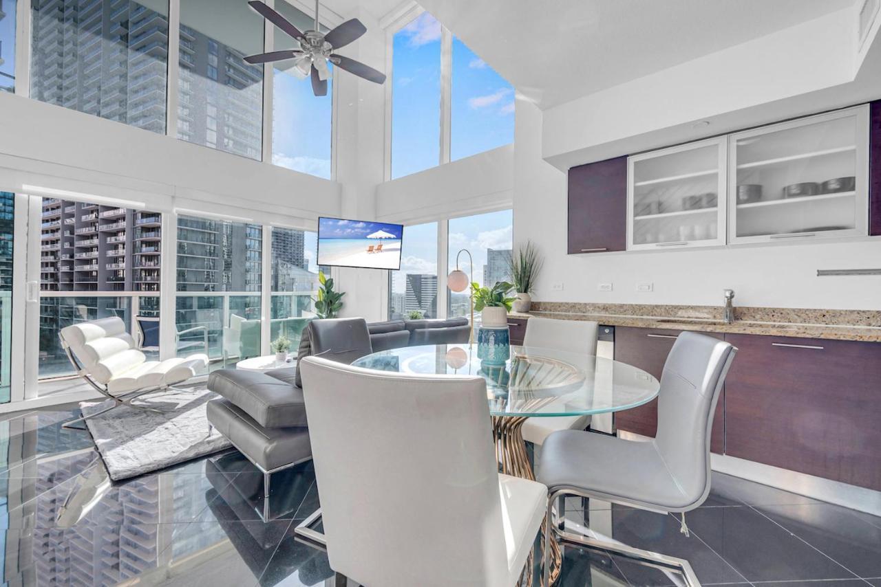 Iconic 2 Bedroom Loft Brickell-stunning Views *