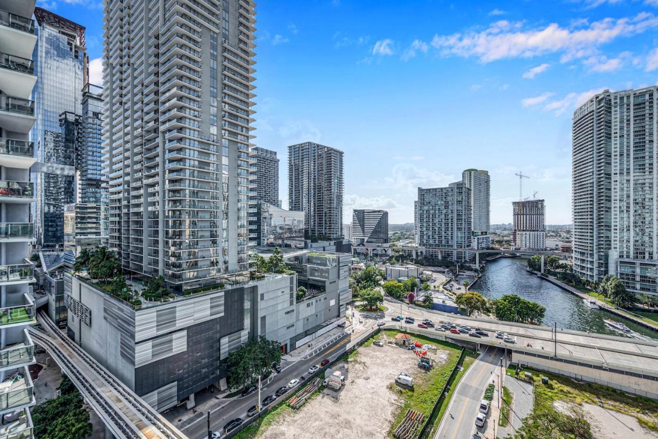 Iconic 2 Bedroom Loft Brickell-stunning Views Apartment Miami