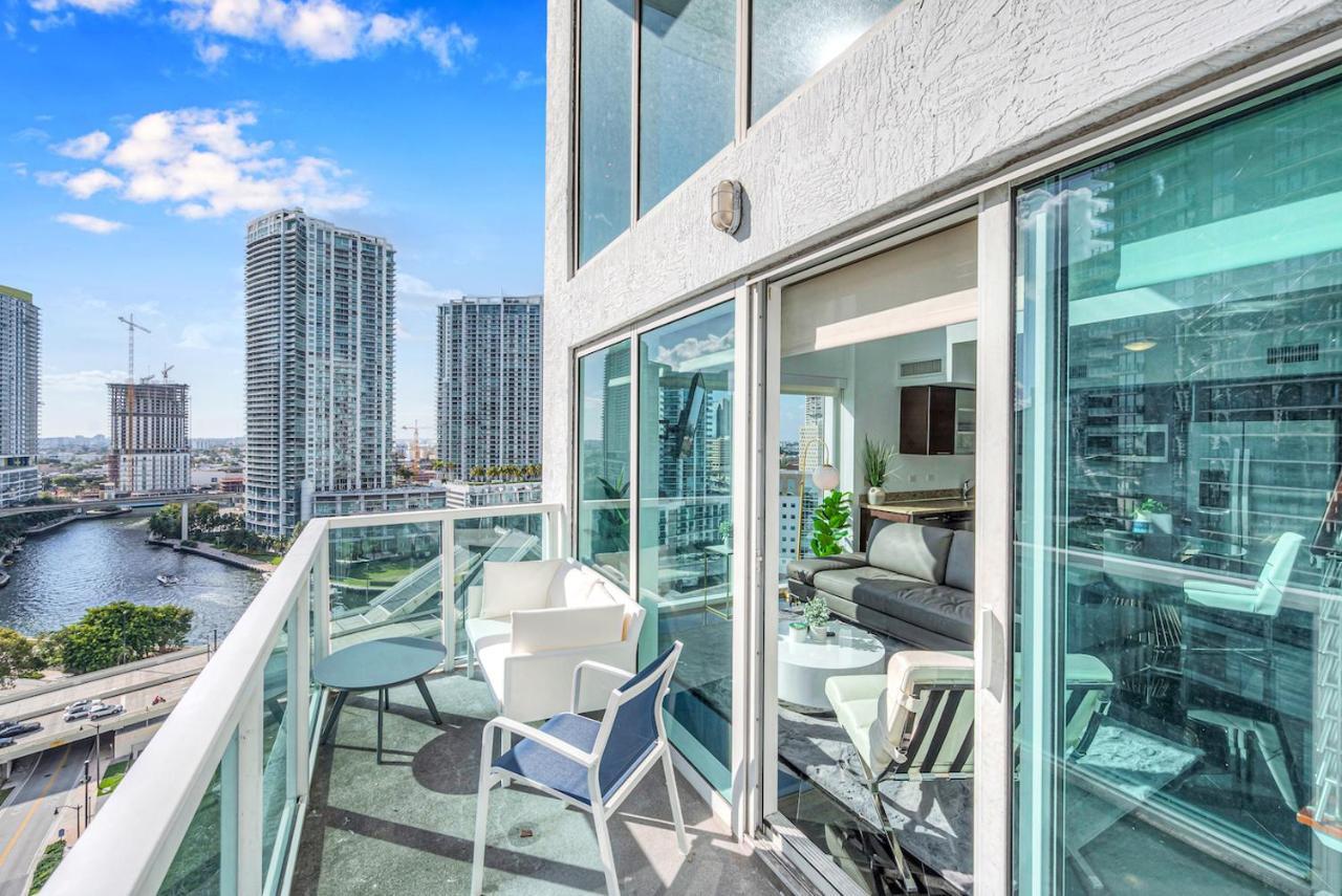 Iconic 2 Bedroom Loft Brickell-stunning Views Miami