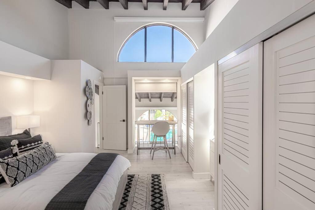 At St Unit A Luxury Pool Villa, Pet Friendly Villa