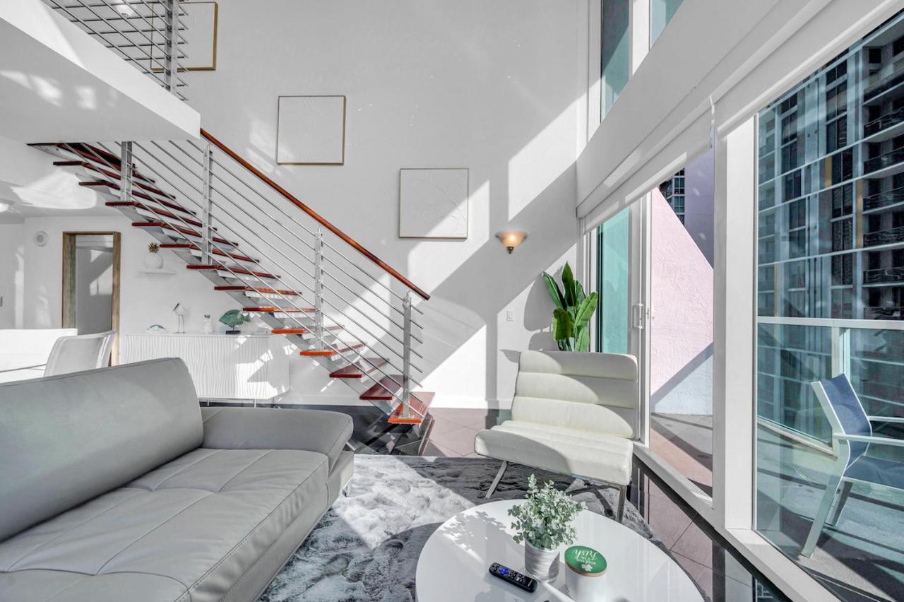 Iconic 2 Bedroom Loft Brickell-stunning Views *