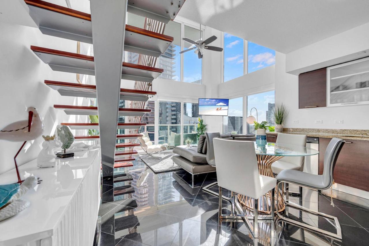 Iconic 2 Bedroom Loft Brickell-stunning Views Miami