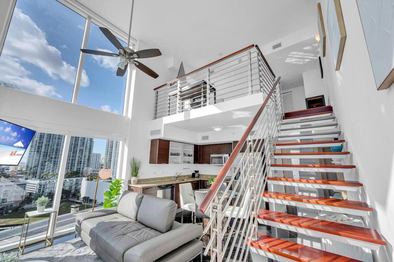 Iconic 2 Bedroom Loft Brickell-stunning Views Apartment