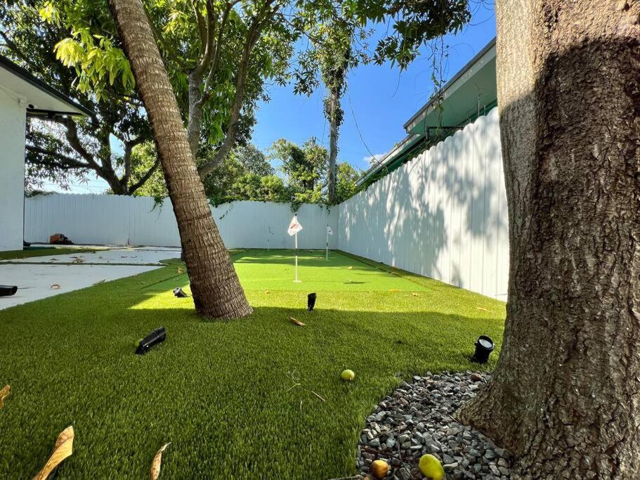 Apartment Stylish 3/2 Centrally Located! Miami