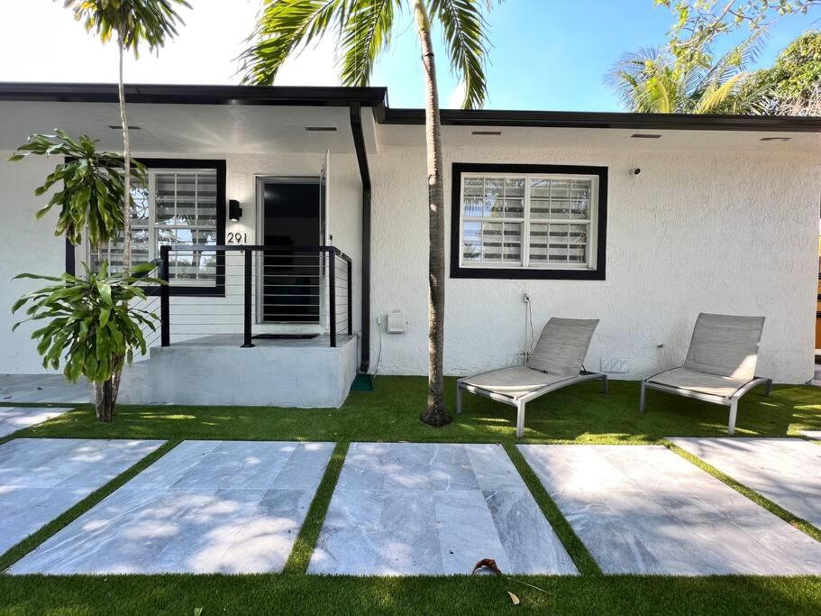 Stylish 3/2 Centrally Located! * Miami