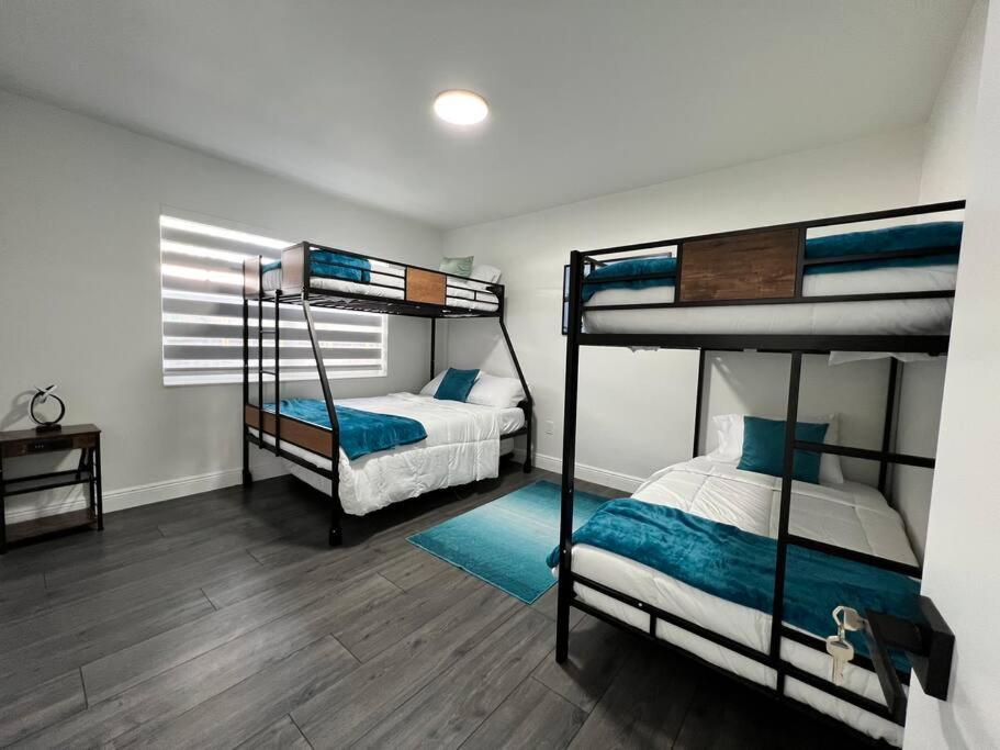 Stylish 3/2 Centrally Located! *