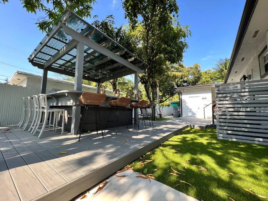 Apartment Stylish 3/2 Centrally Located! Miami