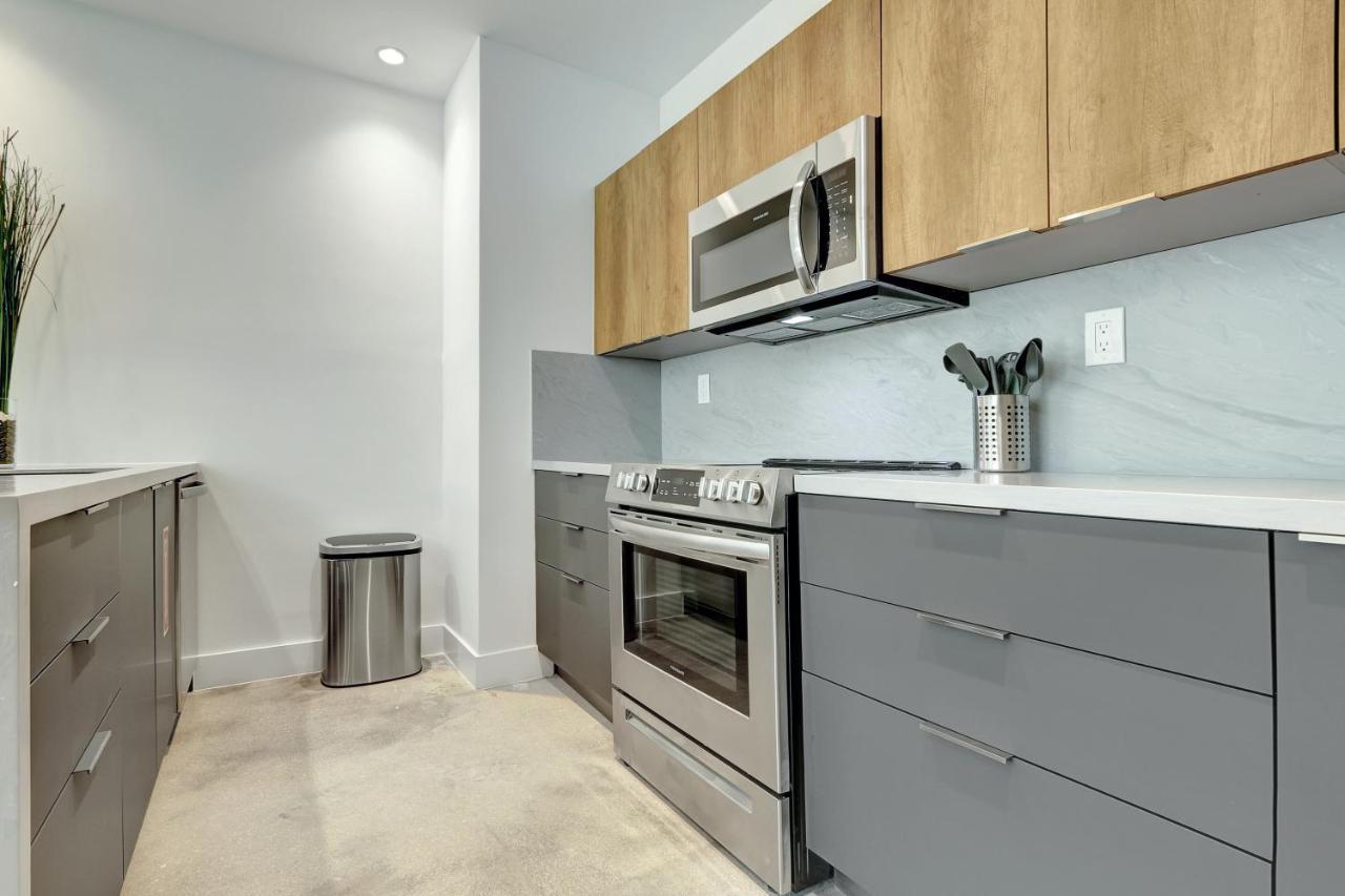 Modern Design And Brand New Furniture