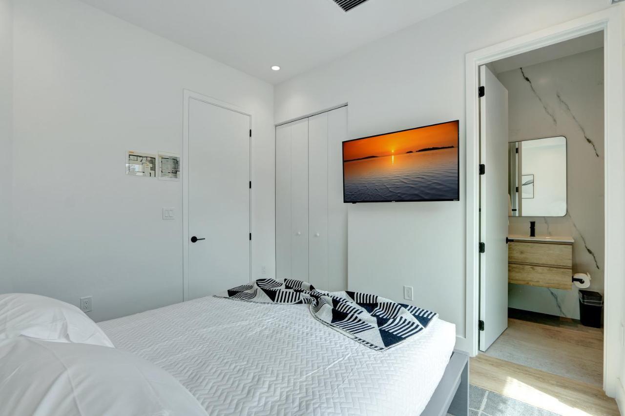 Holiday home Modern Design And Brand New Furniture